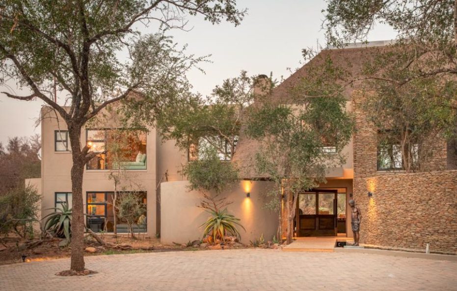 Elephant Point Thanda Lodge – Lodge 52/53