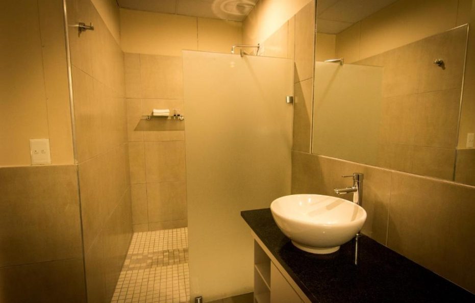 Victoria-Falls Waterfront Double Room Garden View