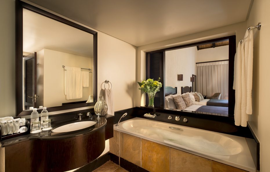 Bakubung Standard Queen Room