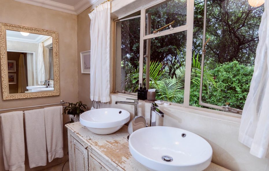 Khaya Ndlovu Garden Family Suite