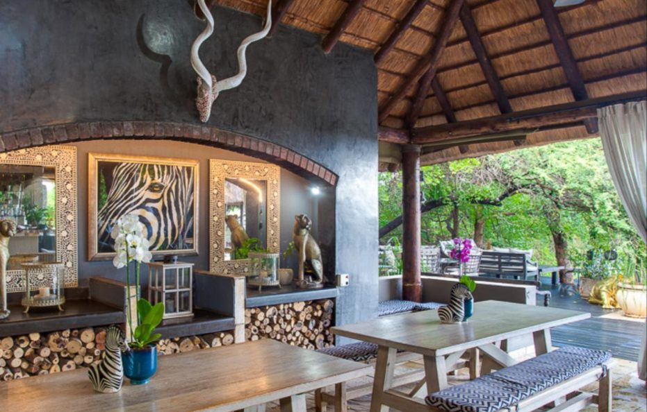 Khaya Ndlovu Safari Manor