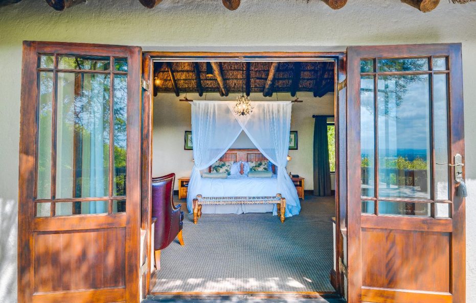 Hitgeheim Interleading Family Units