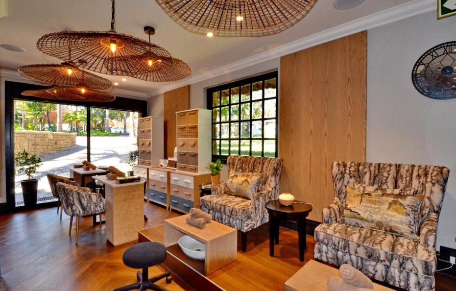 Apogee Boutique Hotel & Spa