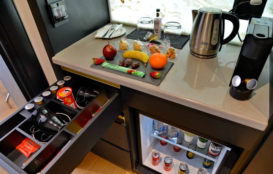 Apogee Standard Suite Garden View