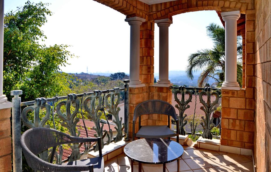 Apogee Executive Suite City View