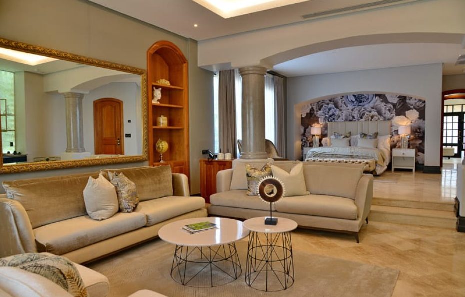 Apogee Honeymoon Suite