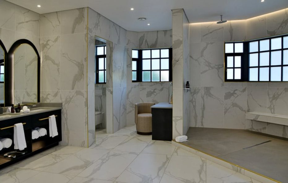 Apogee Honeymoon Suite