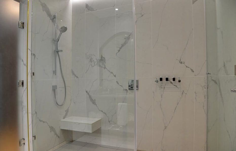 Apogee Executive Suite City View