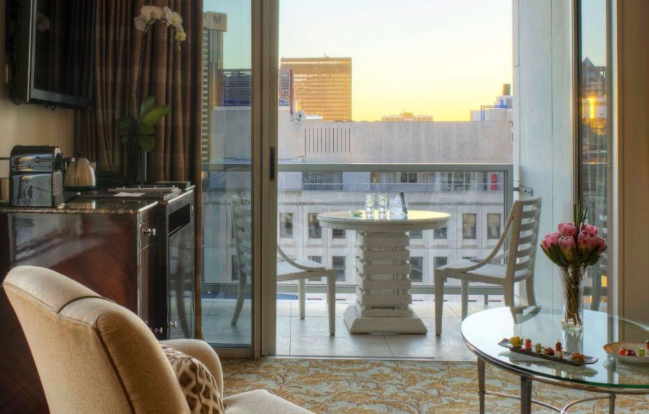 Family 2 Bedroom Suite City View