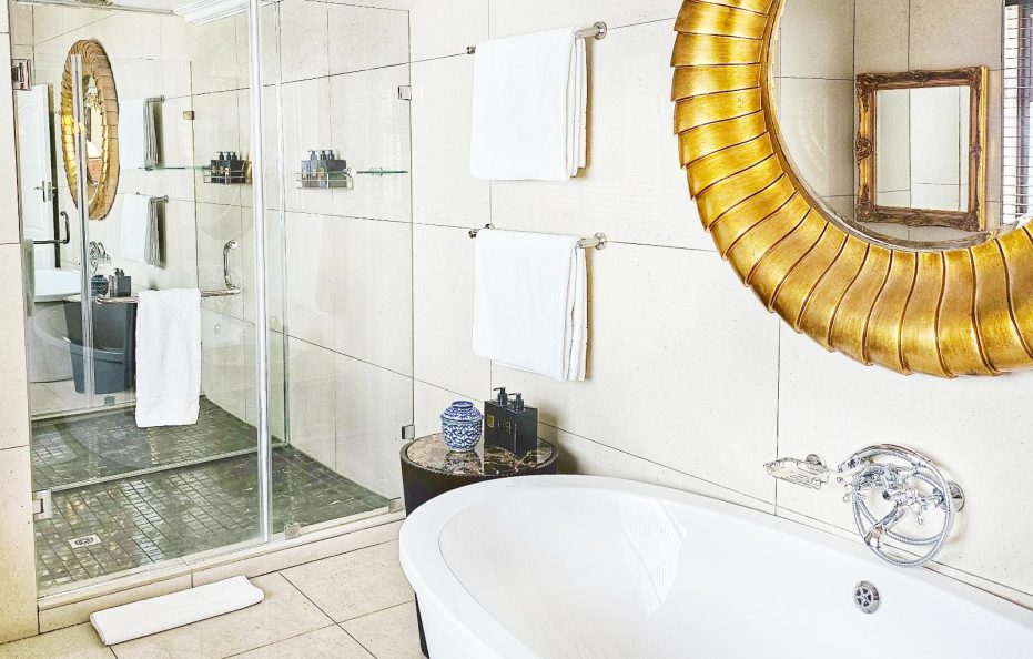 Madiba Luxury Suite