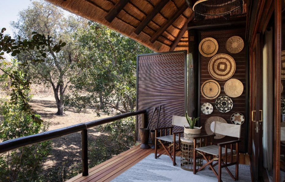Ndlovu Safari Lodge Luxury Suites