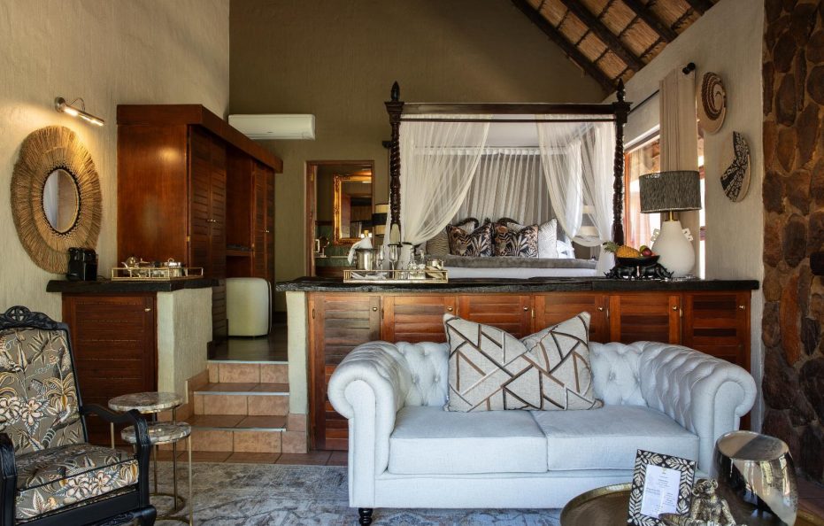 Ndlovu Safari Lodge Luxury Suites