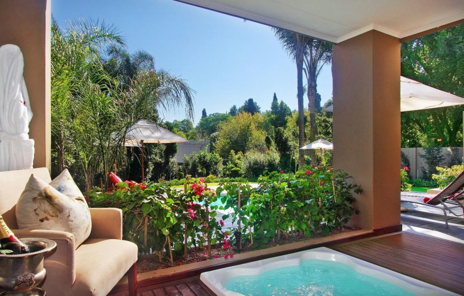 One Bedroom Luxury Suite