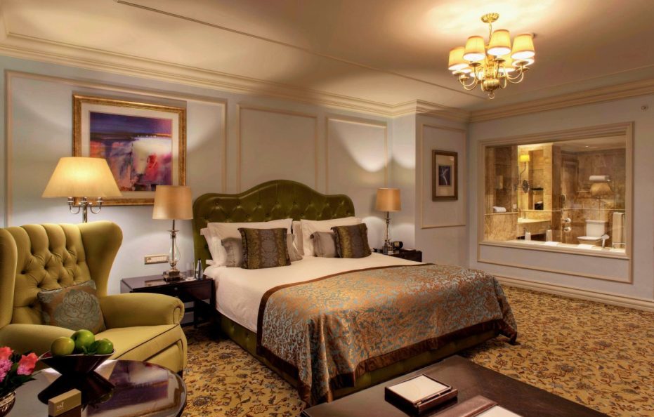 Superior Interior Room