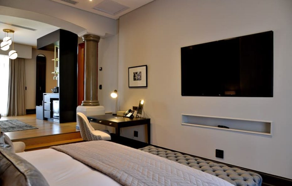 Apogee Executive Suite City View