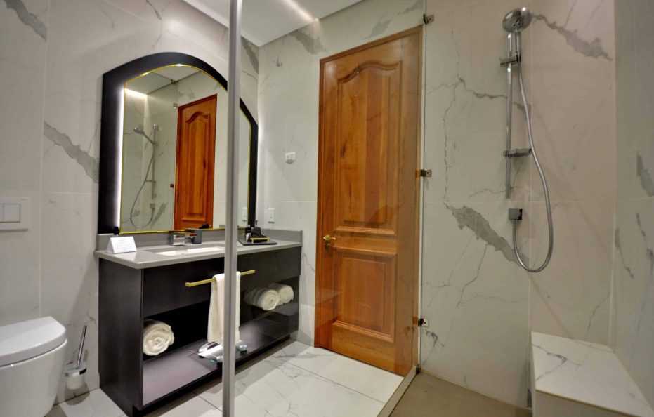 Apogee Executive Suite City View