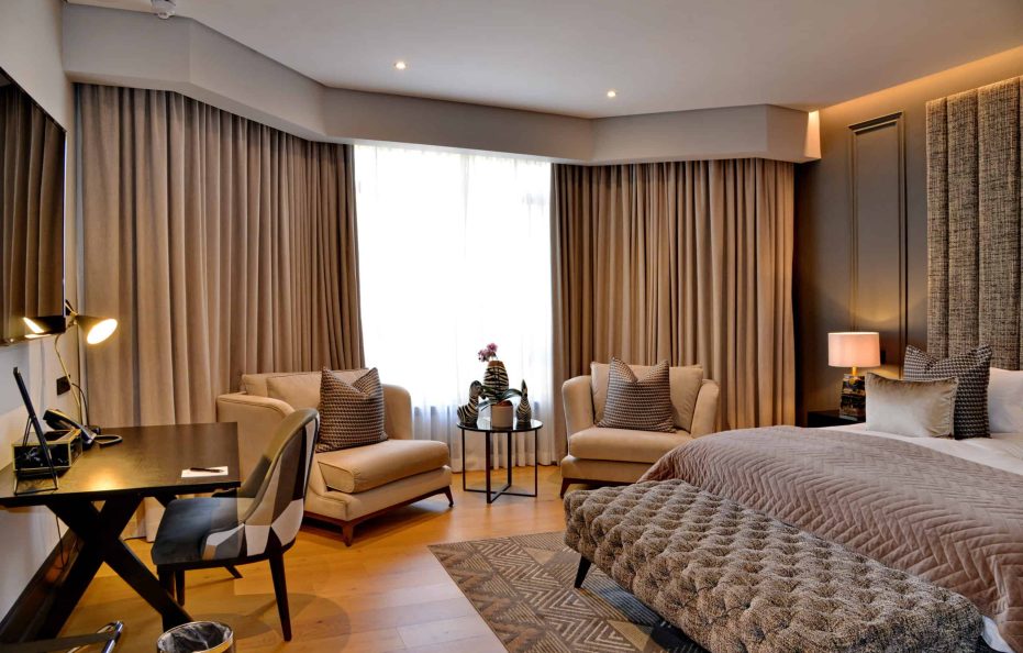 Apogee Standard Suite Garden View