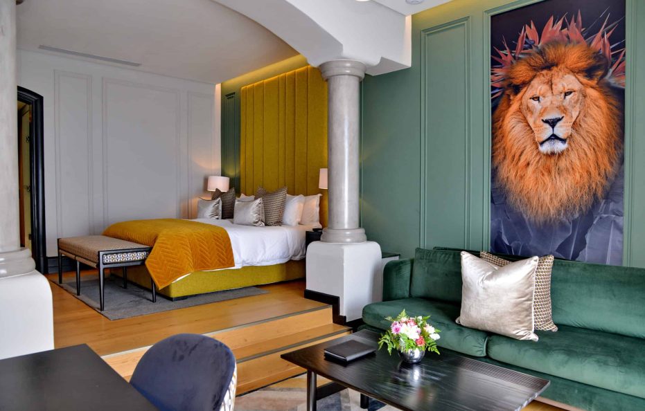 Apogee Executive Suite City View