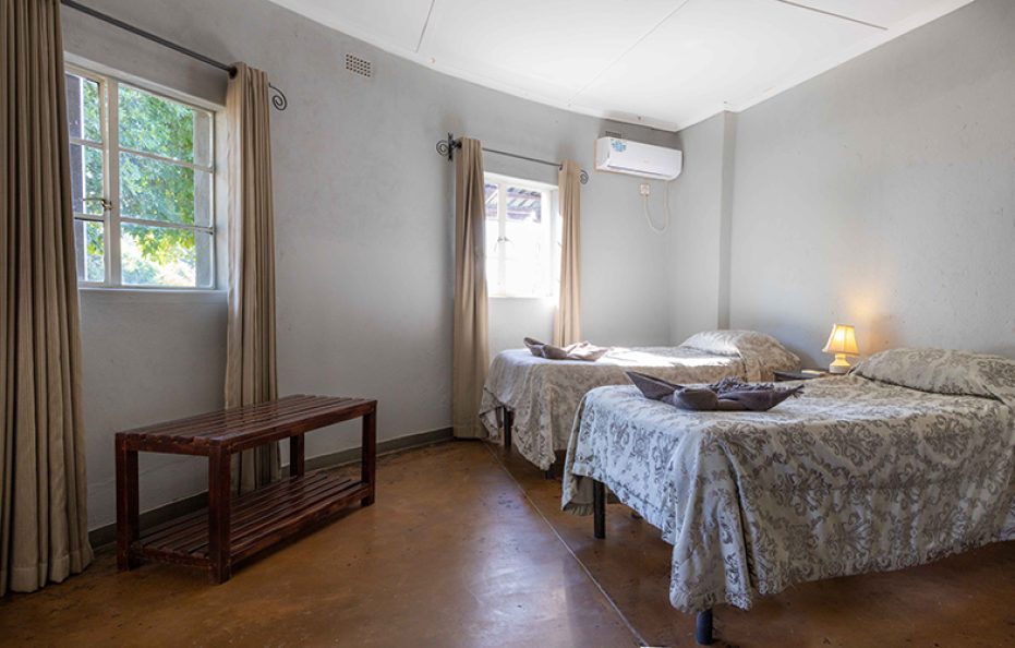 Tiger Safaris Family Unit