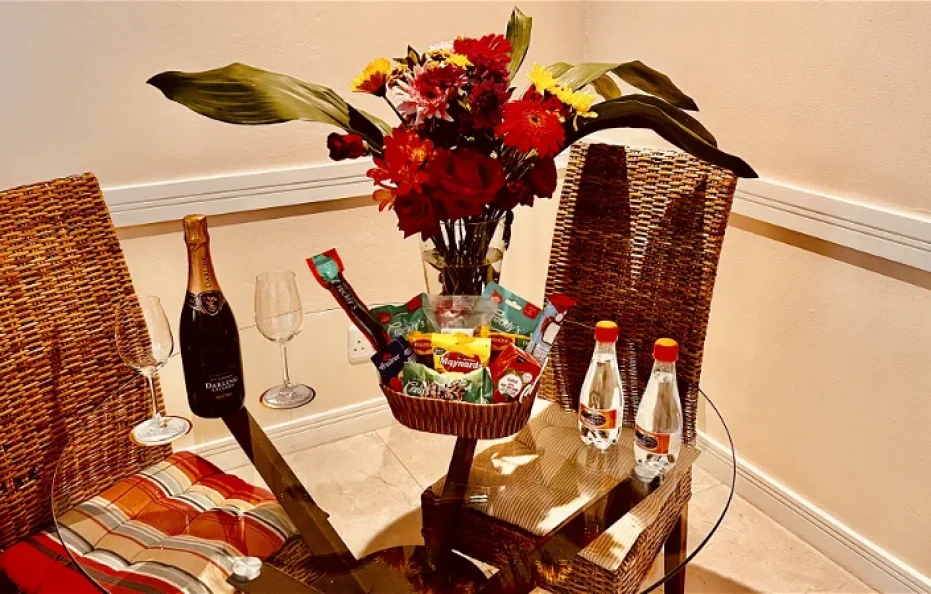 Orange Suite at 27A on Angus