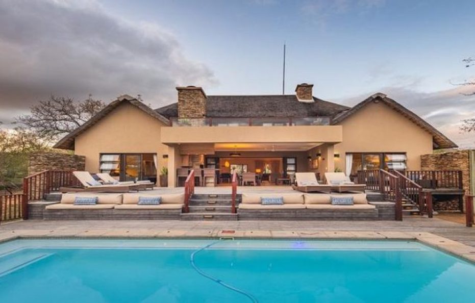 Elephant Point Nyarhi Lodge – Lodge 14