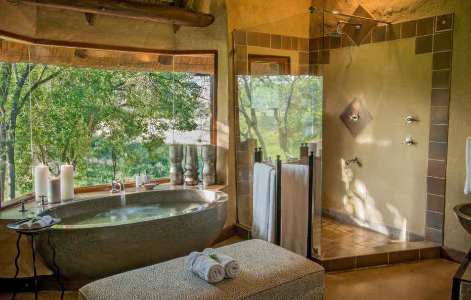 Classic Suite – Lukimbi Safari Lodge
