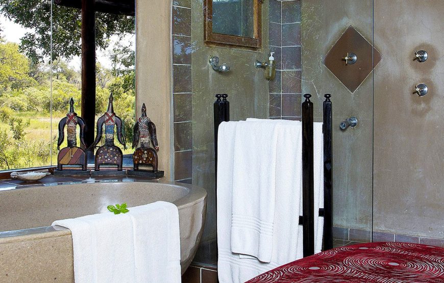 Premier Suite – Lukimbi Safari Lodge