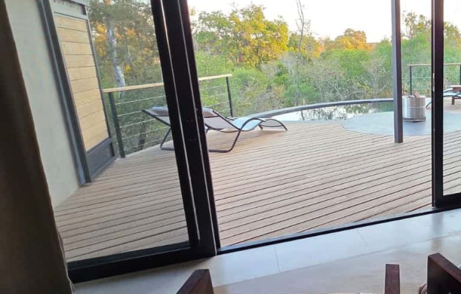 Linked Safari Suites